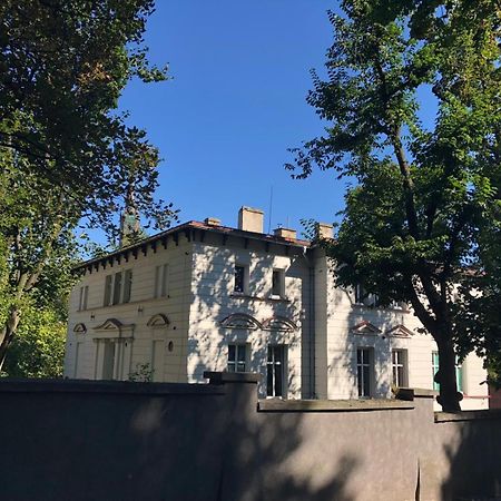 Apartamenty Przy Zamkowej W Walbrzychu Luaran gambar
